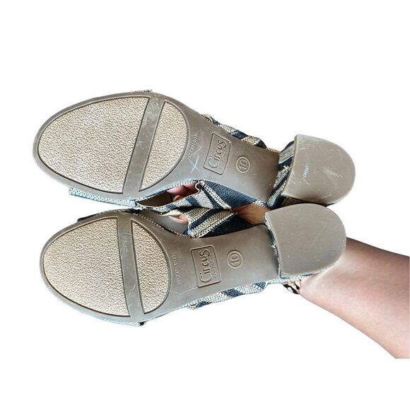 Sam Edelman Black and Tan Rattan Weave Slide Sandals - Picture 6 of 11